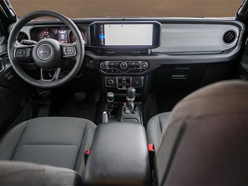 Used 2025 Jeep Wrangler Sport S image 24