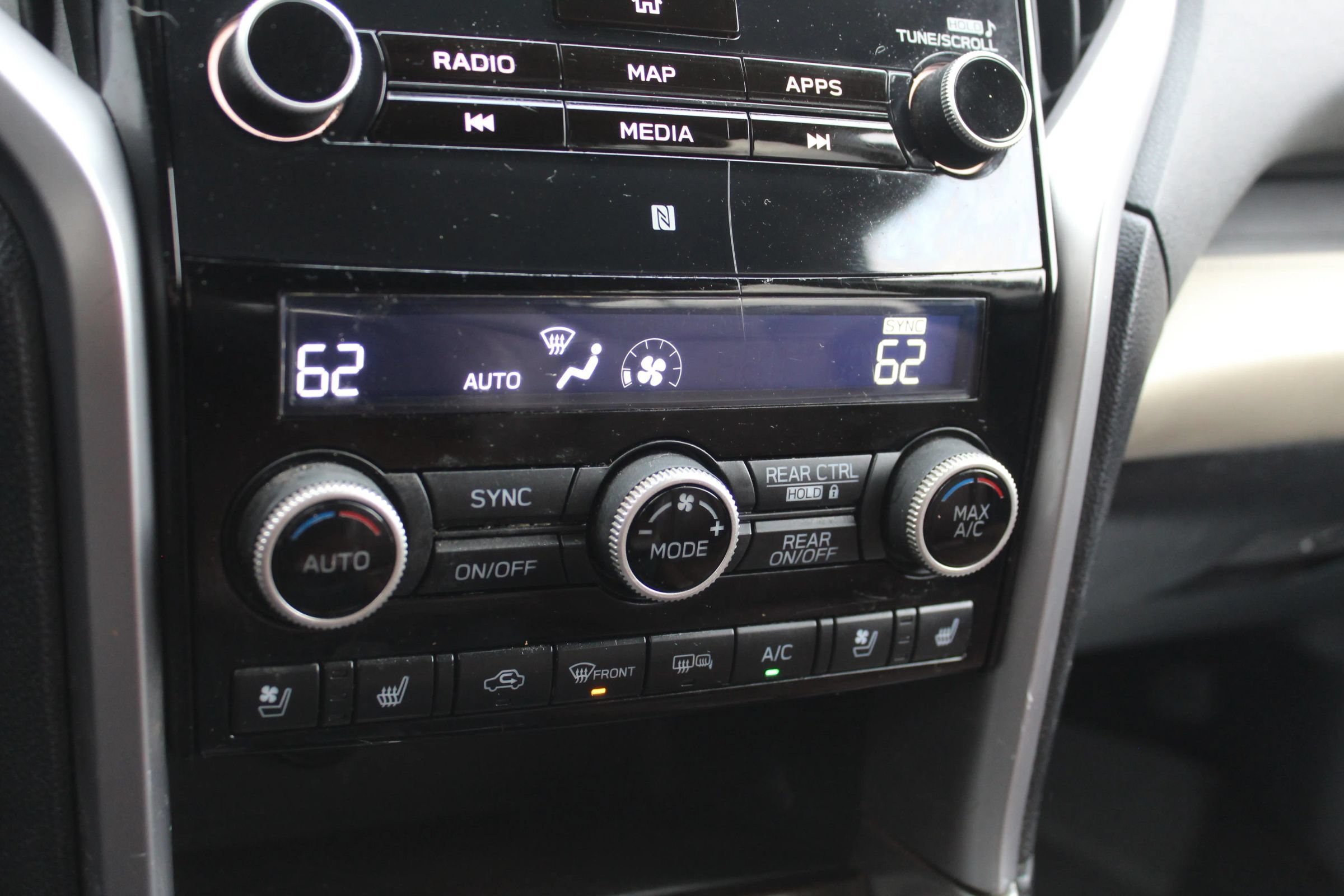 Used 2021 Subaru Ascent Touring AWD/4WD image 34
