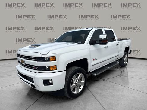 Used 2018 Chevrolet Silverado 2500 LT w/ Custom Sport Edition AWD/4WD image 1
