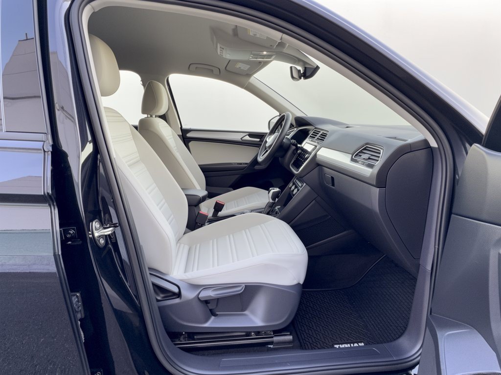 Certified 2024 Volkswagen Tiguan S AWD/4WD image 30