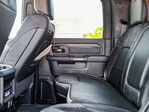 Used 2024 RAM 5500 4x4 Crew Cab image 39