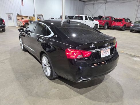 Used 2016 Chevrolet Impala LTZ w/ Enhanced Convenience Package FWD image 9