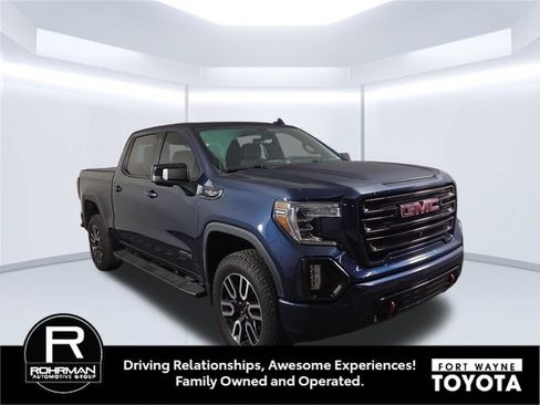 Used 2020 GMC Sierra 1500 AT4 w/ AT4 Premium Package AWD/4WD image 4