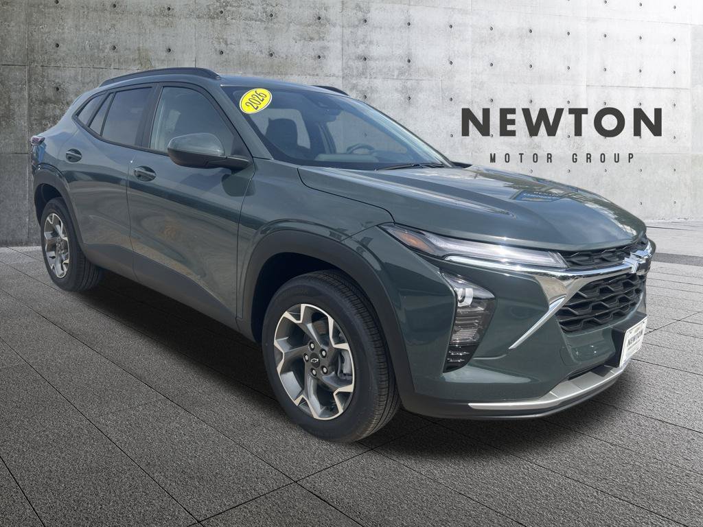New 2026 Chevrolet Trax LT w/ Driver Confidence Package FWD image 1