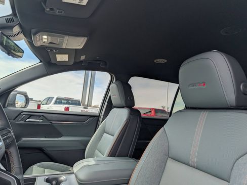 New 2026 GMC Acadia AT4 w/ LPO, Floor Liner Package AWD/4WD image 6