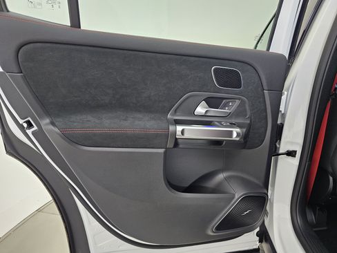 New 2026 Mercedes-Benz GLB 35 AMG 4MATIC image 24