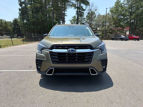 Used 2024 Subaru Ascent Touring AWD/4WD image 3
