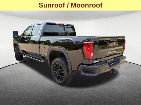 Used 2023 GMC Sierra 3500 Denali w/ Denali Black Diamond Edition AWD/4WD image 5