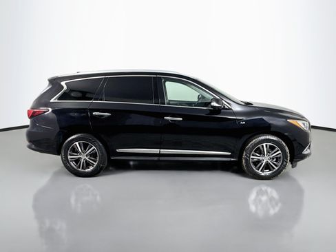 Used 2019 INFINITI QX60 Luxe w/ Essential Package FWD image 11