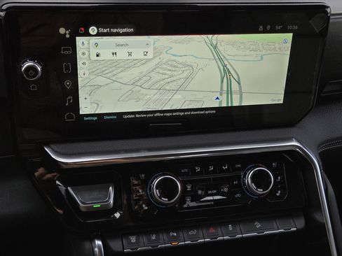 New 2026 GMC Sierra 2500 Denali w/ Denali Reserve Package image 9