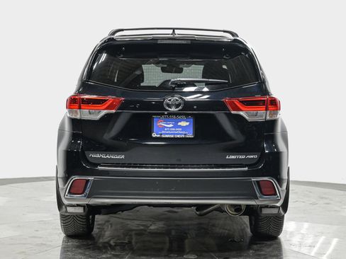 Used 2018 Toyota Highlander Limited image 5