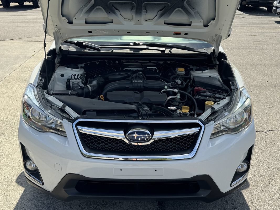 Used 2017 Subaru Crosstrek 2.0i Premium AWD/4WD image 10