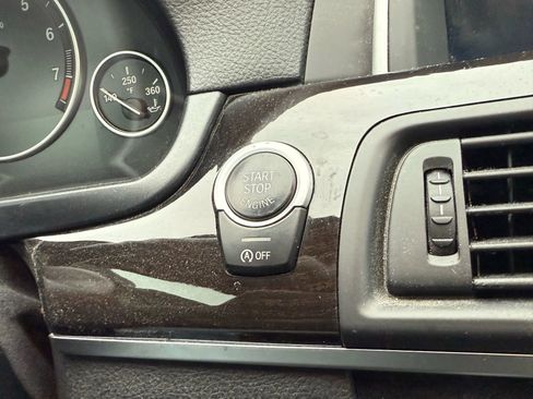 Used 2014 BMW 528i xDrive Sedan image 23