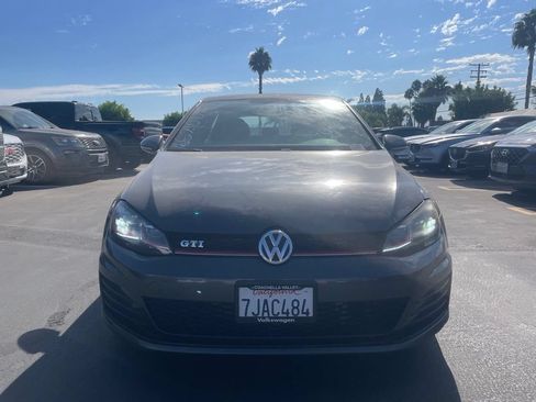 Used 2015 Volkswagen GTI SE FWD image 6