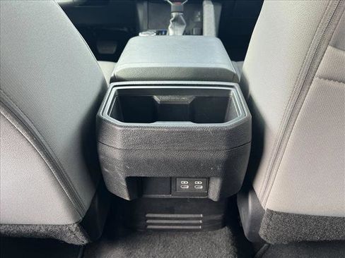 Certified 2025 Toyota Tacoma TRD Off-Road image 18