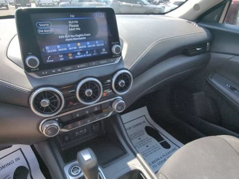 Used 2025 Nissan Sentra SV FWD image 15