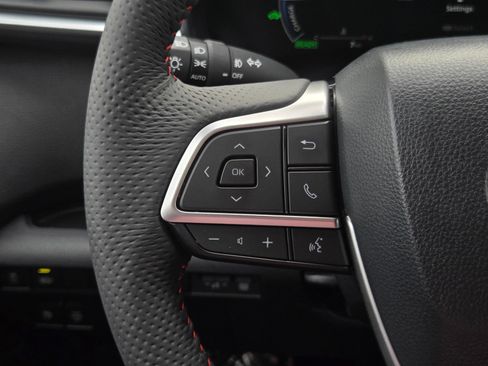 Certified 2026 Toyota Sienna XSE FWD image 22