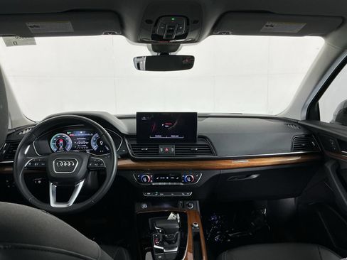Used 2021 Audi Q5 e Premium w/ Convenience Package AWD/4WD image 16