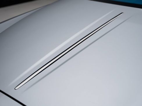 Used 2017 Rolls-Royce Dawn RWD image 16
