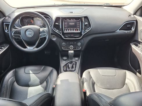 Used 2019 Jeep Cherokee Limited AWD/4WD image 18