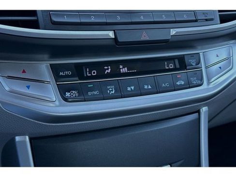 Used 2015 Honda Accord EX-L image 31