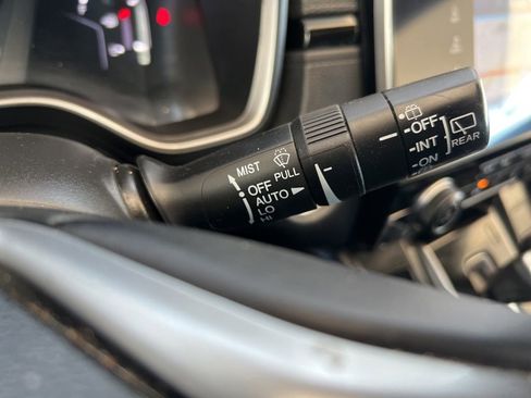 Used 2018 Honda CR-V Touring image 46