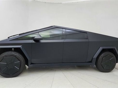Used 2024 Tesla Cybertruck Cyberbeast image 3