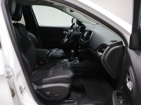 Used 2022 Jeep Cherokee Latitude Lux AWD/4WD image 21