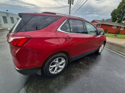 Used 2018 Chevrolet Equinox LT w/ Sun & Infotainment Package AWD/4WD image 8