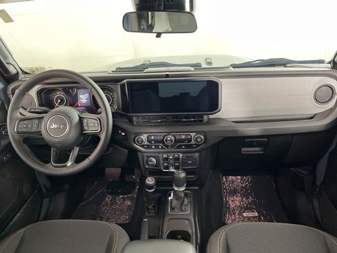 Used 2024 Jeep Wrangler Sport S image 15