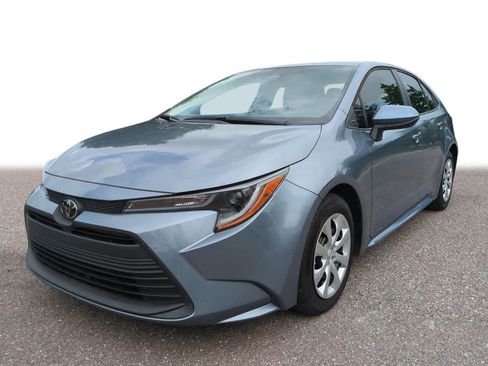Certified 2024 Toyota Corolla LE FWD image 1