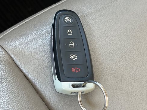 Used 2014 Ford Escape Titanium w/ Equipment Group 401A FWD image 29