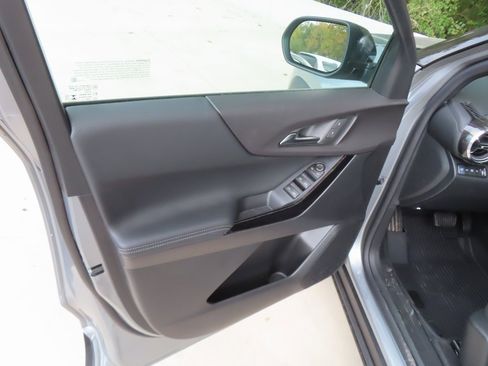 New 2026 Chevrolet Equinox LT w/ LPO, Floor Liner Package image 22