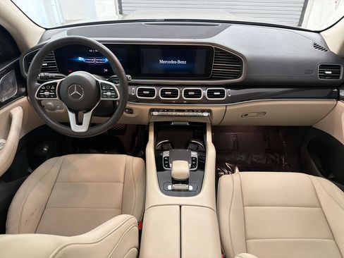 Used 2020 Mercedes-Benz GLS 450 4MATIC image 15