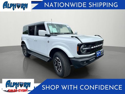 Certified 2025 Ford Bronco Outer Banks AWD/4WD image 1