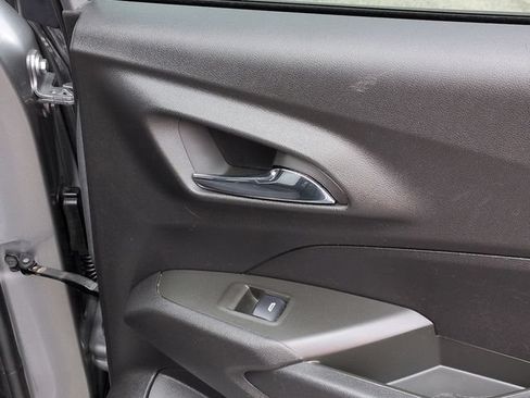 Used 2024 Chevrolet Trax LS FWD image 30