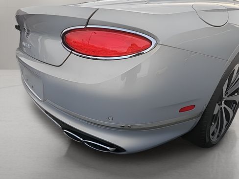 New 2024 Bentley Continental GT V8 AWD/4WD image 20