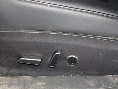 Used 2023 Tesla Model 3 Standard Range RWD image 16