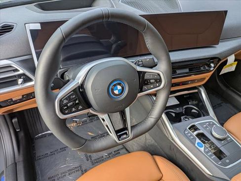 Used 2025 BMW i4 xDrive40i w/ M Sport Package image 3