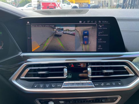 Used 2021 BMW X5 xDrive40i w/ Convenience Package image 24