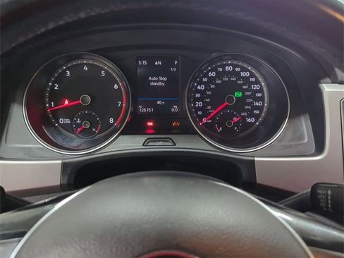 Used 2018 Volkswagen Atlas SE image 12