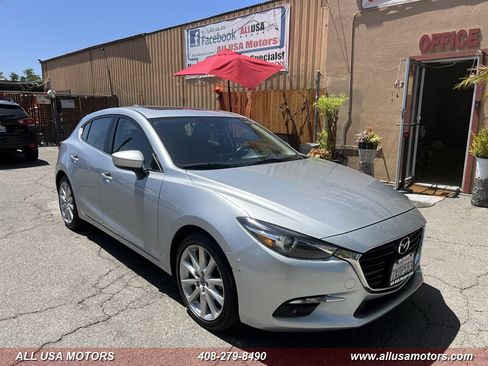 Used 2017 MAZDA MAZDA3 Grand Touring w/ Premium Equipment Package FWD image 2