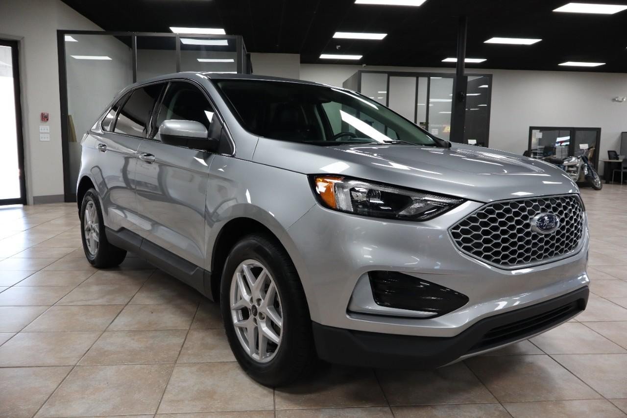 Used 2024 Ford Edge SEL AWD/4WD image 7