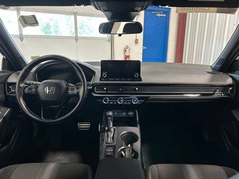 Certified 2024 Honda Civic Sport image 17
