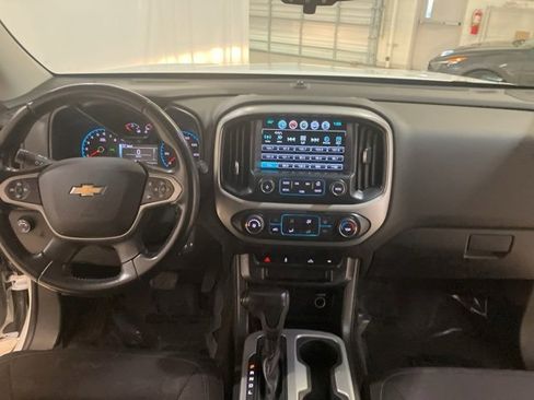 Used 2018 Chevrolet Colorado LT image 25