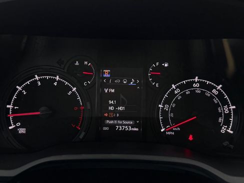 Used 2023 Toyota 4Runner SR5 Premium w/ Moonroof Package RWD image 13