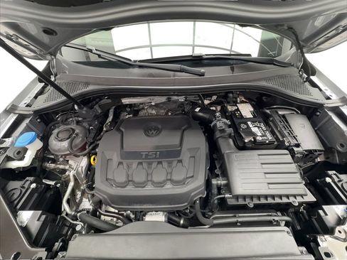 Used 2024 Volkswagen Tiguan SE FWD image 17