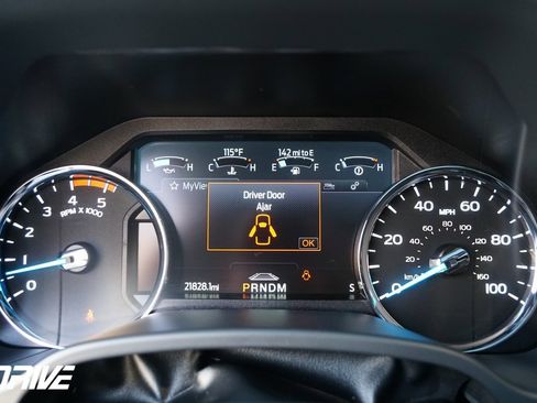 Used 2022 Ford F350 Platinum image 28