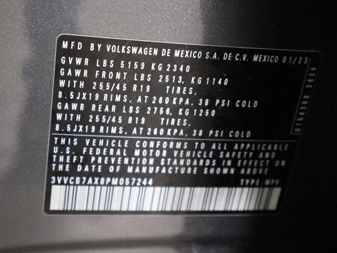 Used 2023 Volkswagen Tiguan SE R-Line FWD image 37