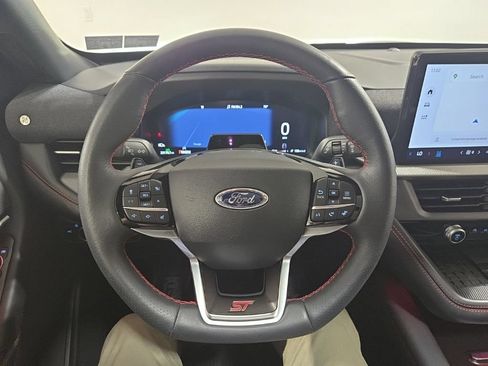 Used 2025 Ford Explorer ST AWD/4WD image 10